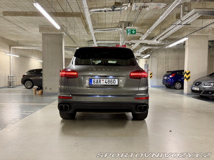 Porsche Cayenne Turbo 2017