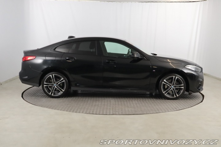 BMW 2 Luxury Line 218 i 2020
