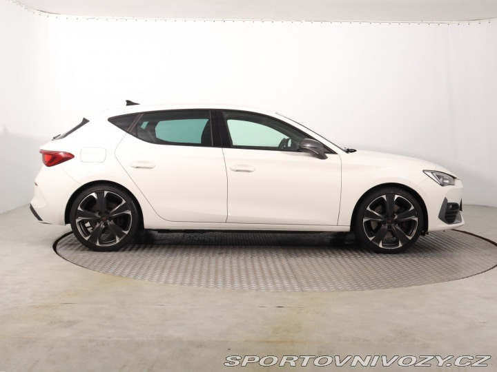 Cupra Leon 1.4 e-Hybrid 2021
