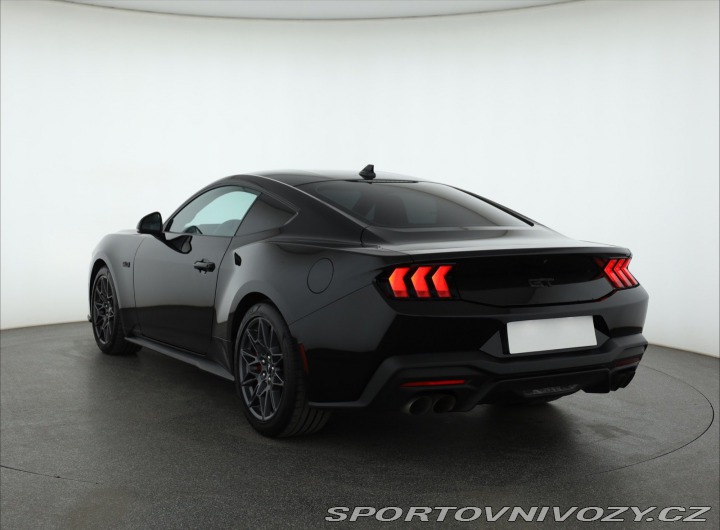 Ford Mustang GT V8 5.0 2024