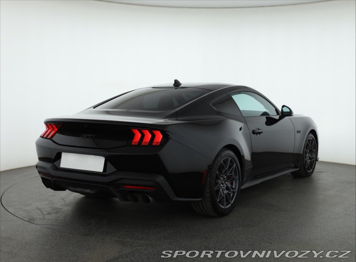 Ford Mustang GT V8 5.0 2024