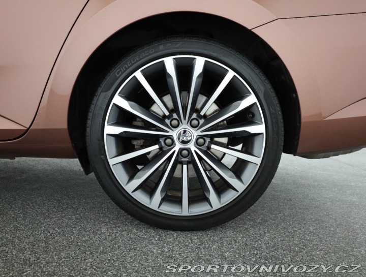 Škoda Superb Laurin&Klement 2.0 TS 2016