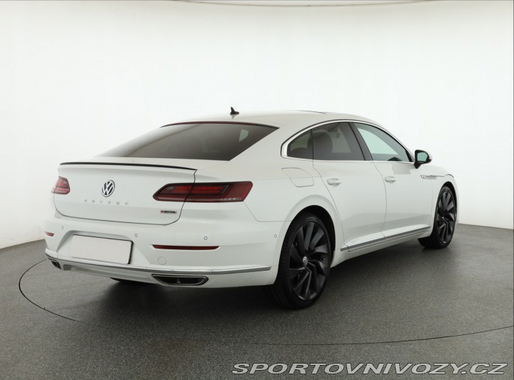 Volkswagen Arteon R-line 2.0 TSI 4Motion 2019