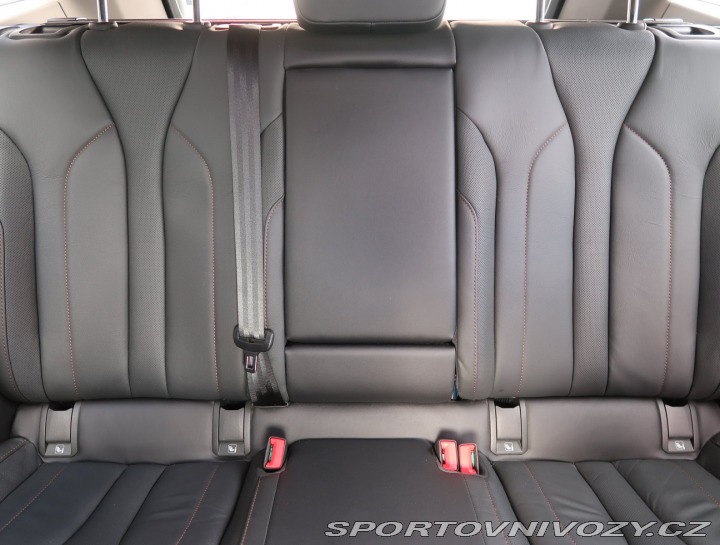 Škoda Ostatní modely Enyaq Suite iV 80x (82 kWh) 2022