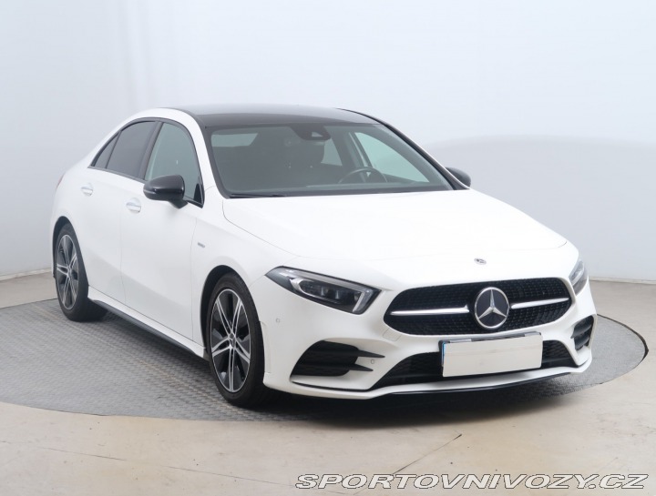 Mercedes-Benz A A 200 2021