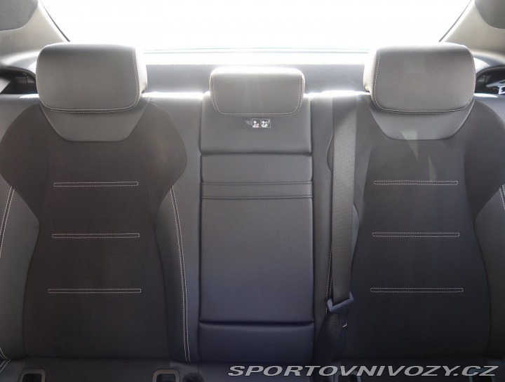 Mercedes-Benz A A 200 2021