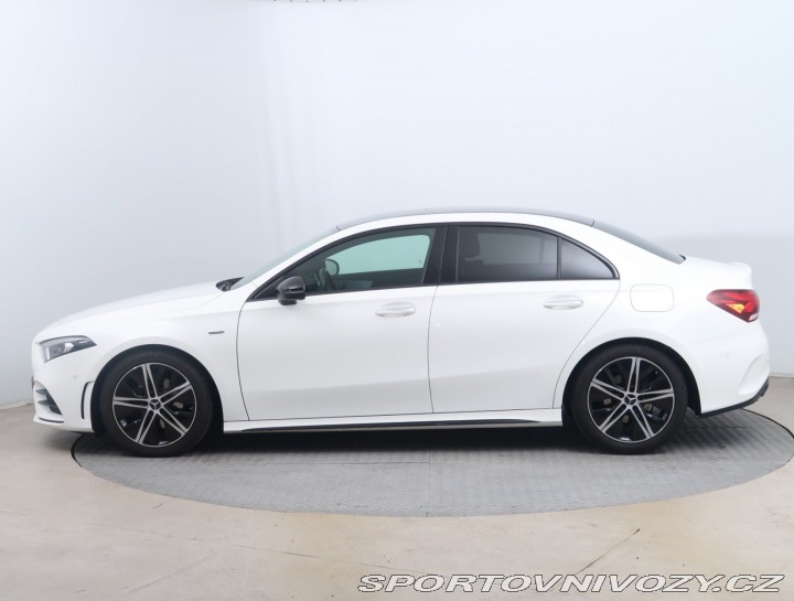 Mercedes-Benz A A 200 2021