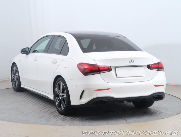 Mercedes-Benz A A 200 2021