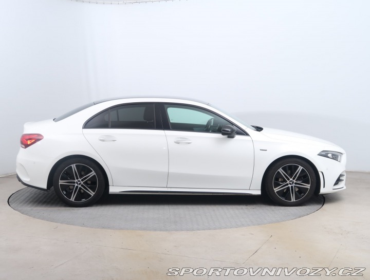 Mercedes-Benz A A 200 2021