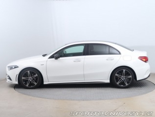 Mercedes-Benz A A 200 2021