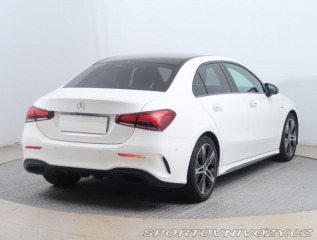 Mercedes-Benz A A 200 2021