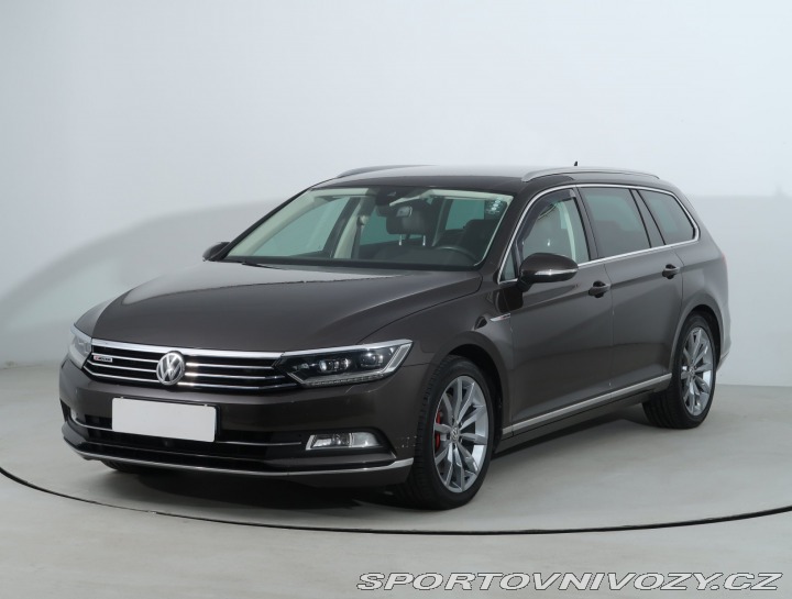 Volkswagen Ostatní modely Passat Highline 2.0 BiTDI 2016