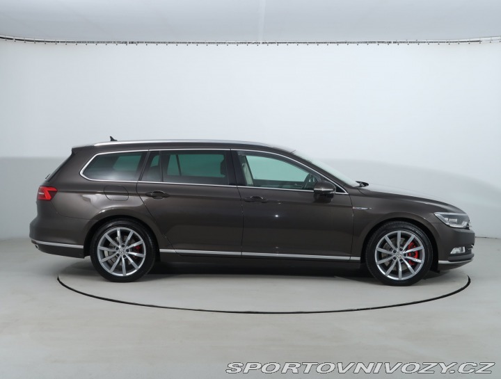 Volkswagen Ostatní modely Passat Highline 2.0 BiTDI 2016