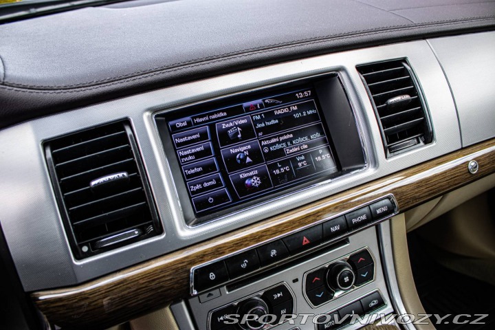 Jaguar XF 3.0 V6 S/C Portfolio AWD 2013