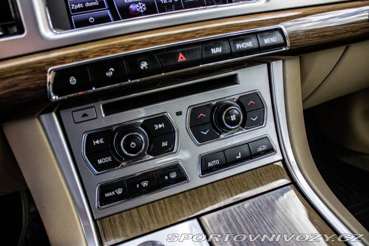 Jaguar XF 3.0 V6 S/C Portfolio AWD 2013