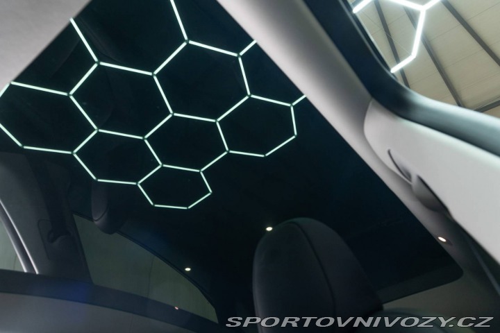 Tesla Model Y Dual Moro Long Range 2023