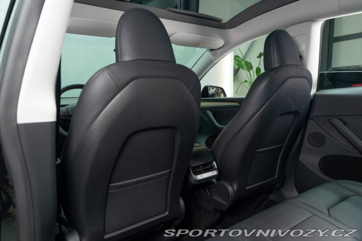 Tesla Model Y Dual Moro Long Range 2023