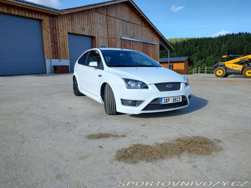 Ford Focus ST 225