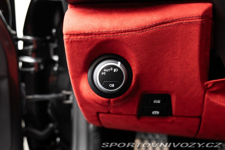 Ferrari GTC4Lusso V12 4x4 DTC/JBL/Kamera/Li 1800