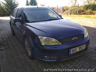Ford Mondeo ST  2002