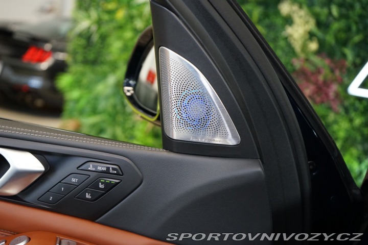 BMW X7 M60i*xDRIVE*PANO*TAŽ*NEZ. 2025