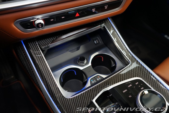 BMW X7 M60i*xDRIVE*PANO*TAŽ*NEZ. 2025