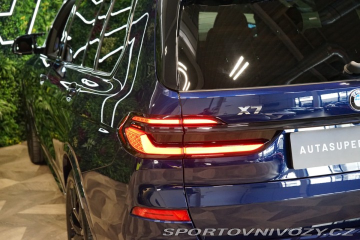 BMW X7 M60i*xDRIVE*PANO*TAŽ*NEZ. 2025