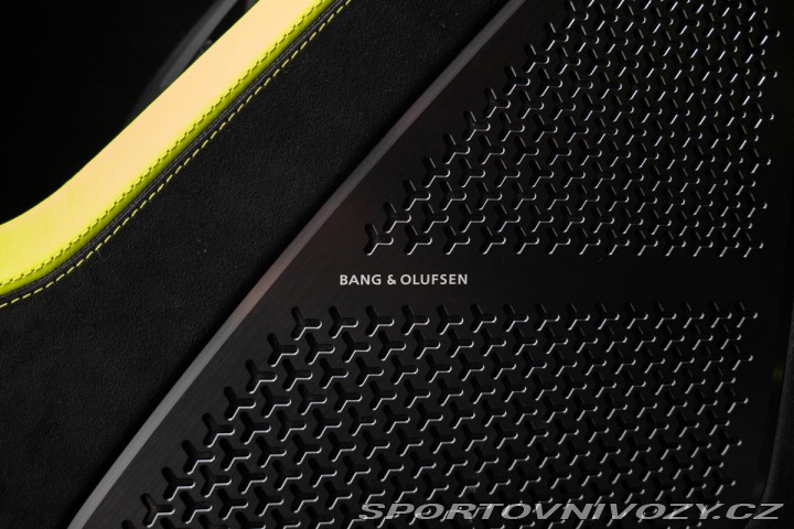 Lamborghini Urus Performate 2025