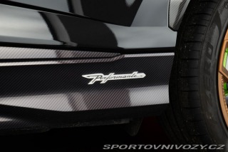 Lamborghini Urus Performate 2025