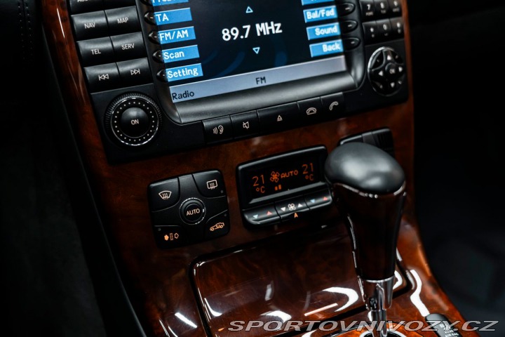 Mercedes-Benz CL Coupé V12, Bose, Masáže 2006