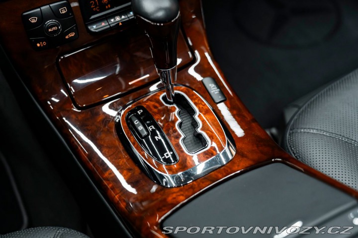 Mercedes-Benz CL Coupé V12, Bose, Masáže 1800