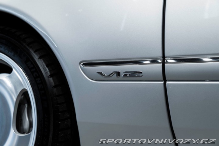 Mercedes-Benz CL Coupé V12, Bose, Masáže 1800