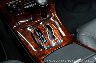 Mercedes-Benz CL Coupé V12, Bose, Masáže 2006