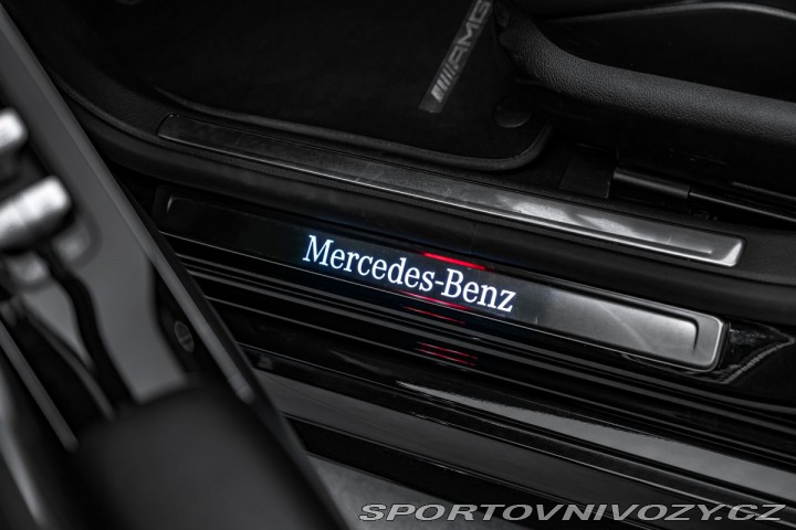 Mercedes-Benz S 4Matic AMG, hud, masáže, 1800