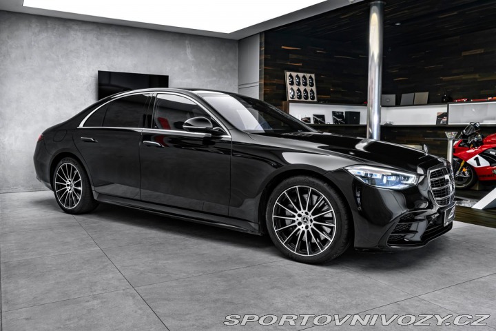 Mercedes-Benz S 4Matic AMG, hud, masáže, 1800