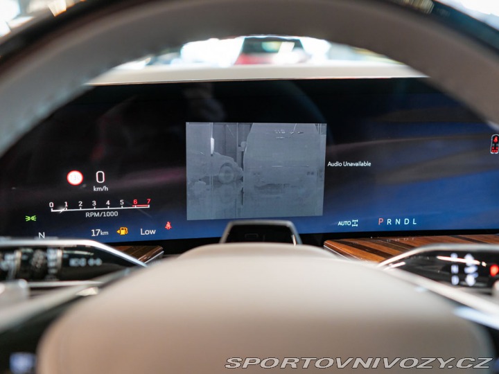 Ostatní značky Ostatní modely Cadillac Escalade 6.2 ESV Sport Platinum 20 2025