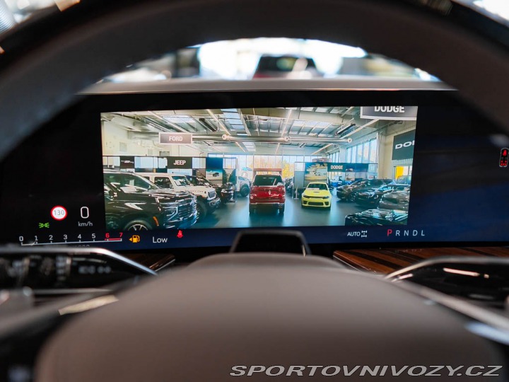 Ostatní značky Ostatní modely Cadillac Escalade 6.2 ESV Sport Platinum 20 2025