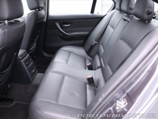 BMW 3 3,0 330i 190kW Xenon Navi 2006