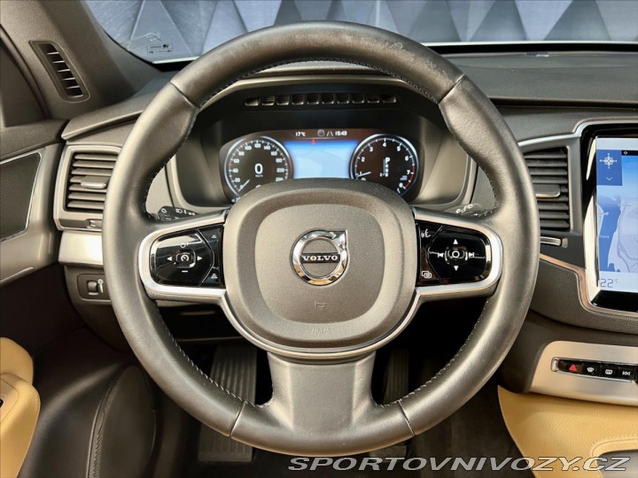 Volvo Ostatní modely XC90 T6 AWD MOMENTUM, PANORAMA 2017