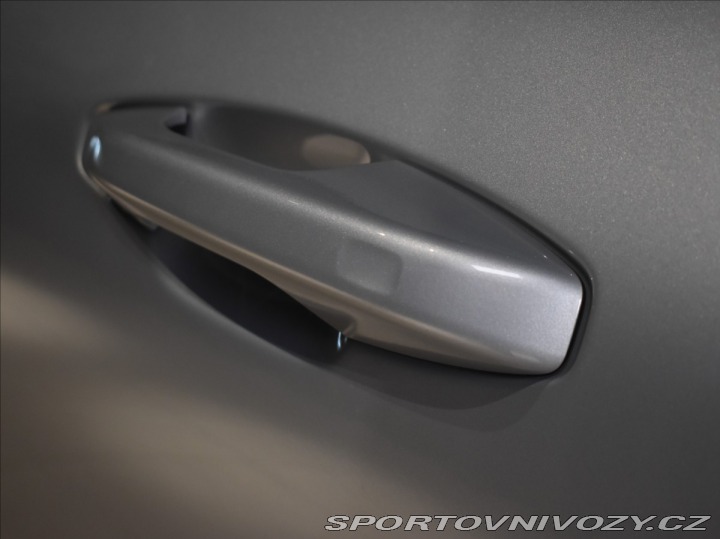 Volvo V60 2,0 T6 AWD PLUS Bezklíč,B 2025