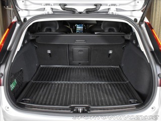 Volvo V60 2,0 T6 AWD PLUS Bezklíč,B 2025