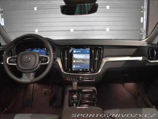 Volvo V60 2,0 T6 AWD PLUS Bezklíč,B 2025