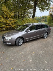 Škoda Superb 2,0 tdi manuál, 2 majit 2010