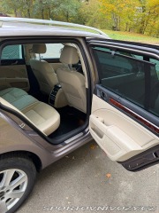 Škoda Superb 2,0 tdi manuál, 2 majit 2010