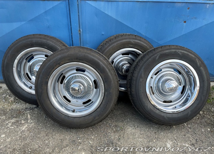 Chevrolet Corvette Stingray 1975