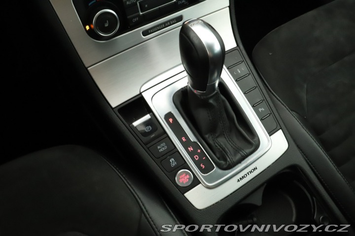 Volkswagen Ostatní modely Passat  3.6 V6 2011