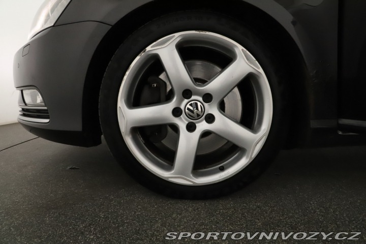 Volkswagen Ostatní modely Passat  3.6 V6 2011