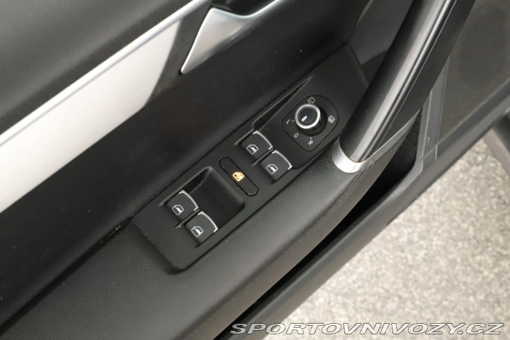 Volkswagen Ostatní modely Passat  3.6 V6 2011