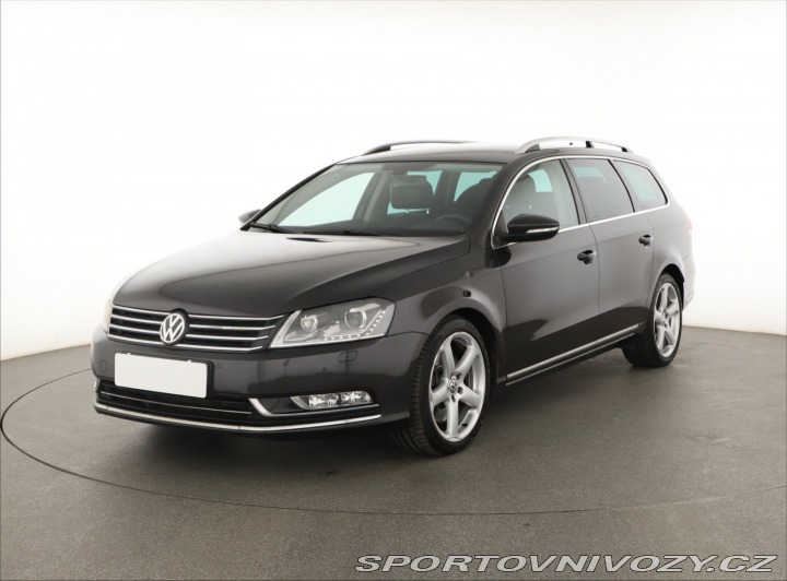 Volkswagen Ostatní modely Passat  3.6 V6 2011