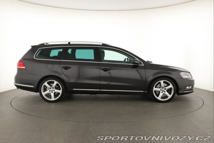Volkswagen Ostatní modely Passat  3.6 V6 2011